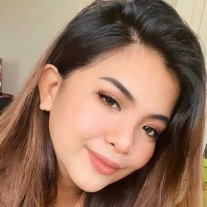 Meet your Posher, Carolyn